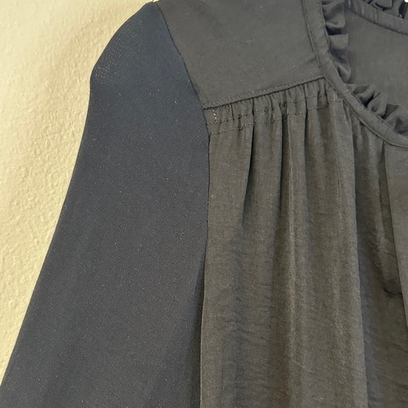 Meadow Rue Anthropologie Eleri Black Pleated Blouse Size XS - Picture 5 of 9